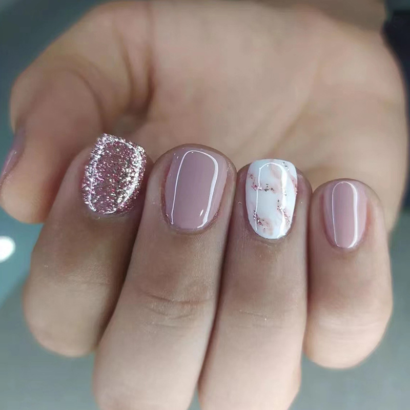 24 個再利用可能な付け爪ショートスクエアヘッドプレス付け爪 - Nail Art Fake のレビューと価格