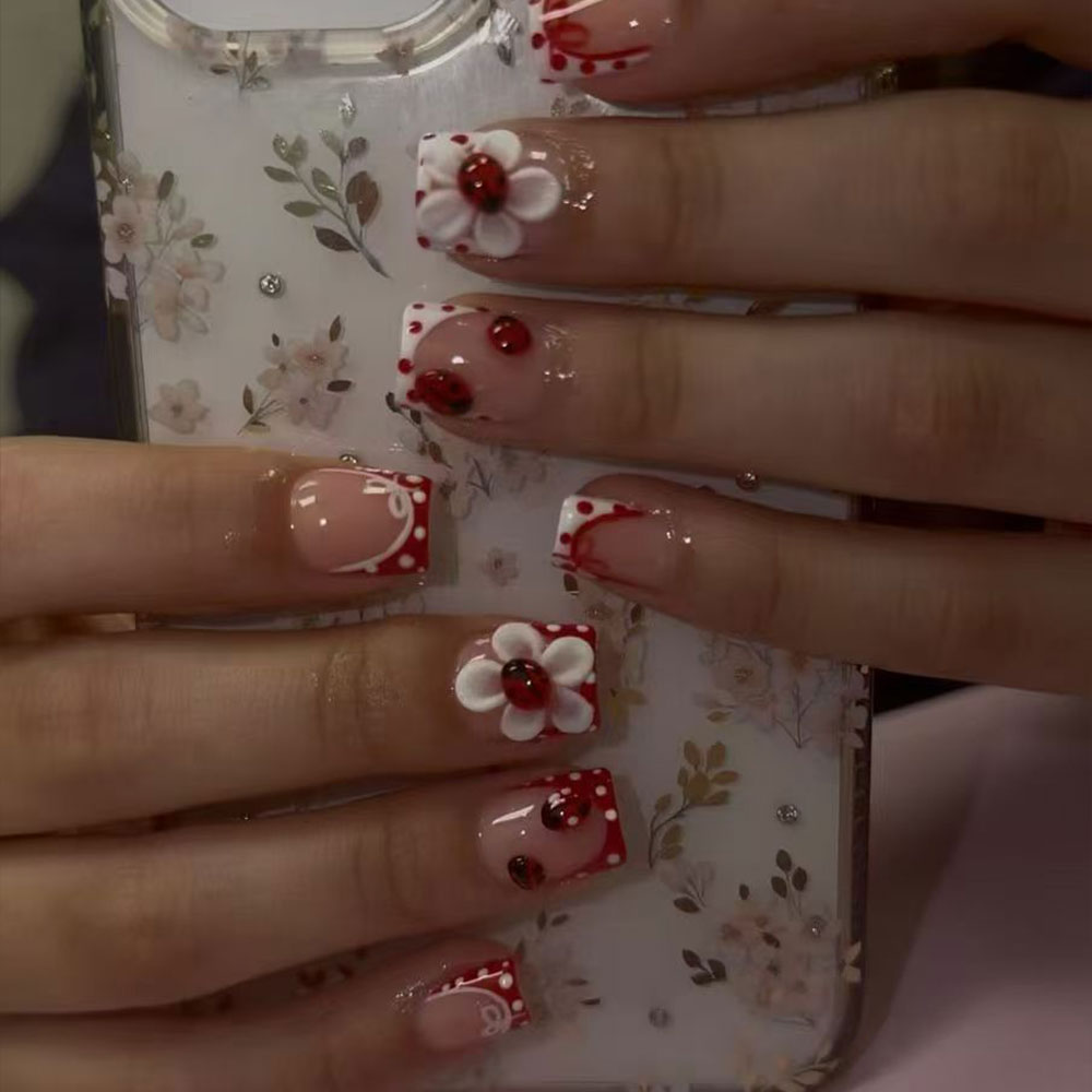 1セットに24個入り。 長方形3Dジェルフラワーポルカドット - Nail Art Flower のレビューと価格