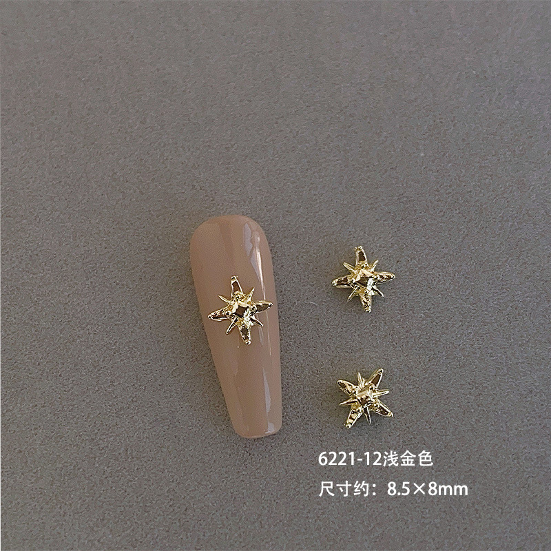 20 個ヴィンテージロイヤルクロススターラインストーンネイル - Nail Art Queen のレビューと価格