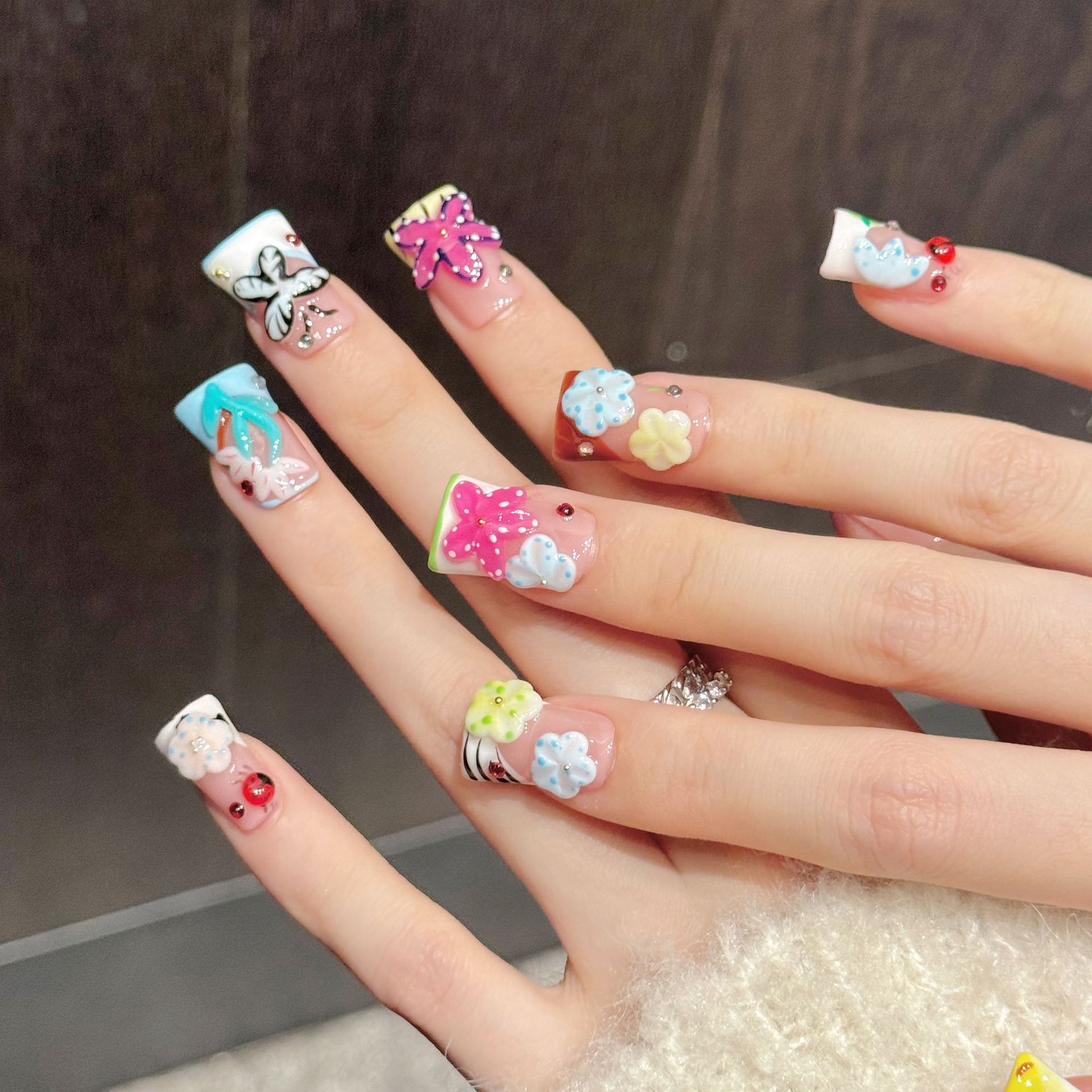 10個入り ダックハンドメイドつけ爪、花蝶の夢、フェスティバ - Nail Art Fake のレビューと価格