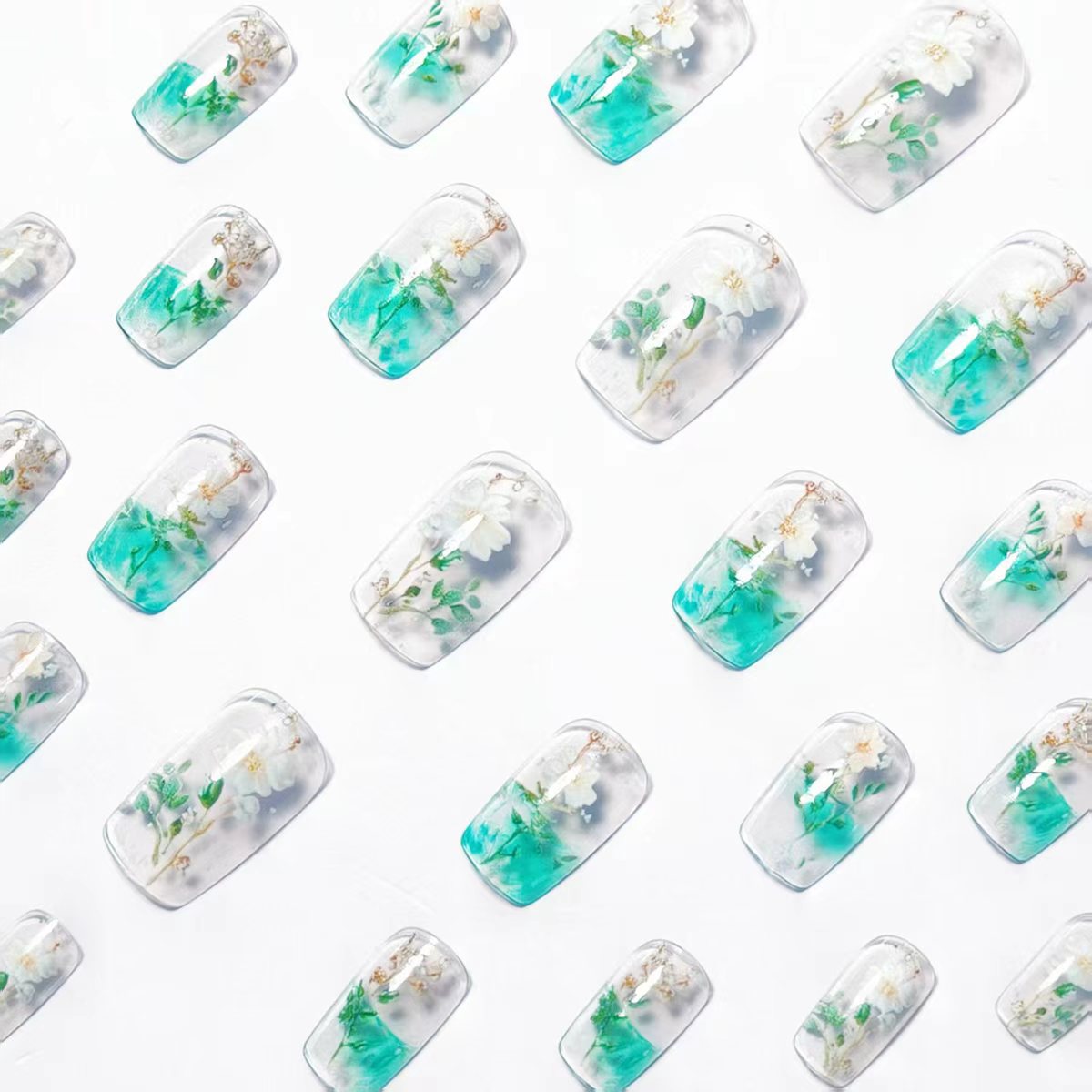 女性・女の子向けミディアムサイズのフェイクネイル、半透明グラ - Nail Art Flower のレビューと価格