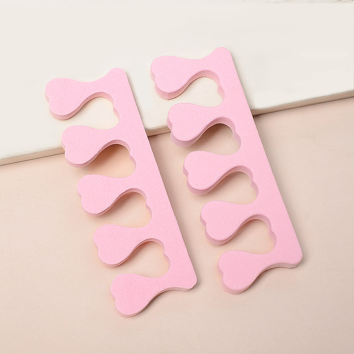 10ペアピンクの足指用スポンジセパレーター、ソフトフォーム、 - Nail Art Pink Soft のレビューと価格