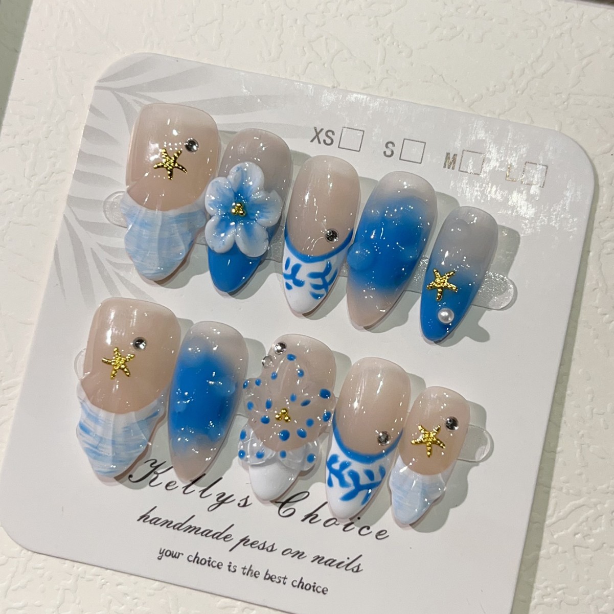 10枚入り サマーアイランドスタイル フェイクネイル フルカ - Nail Art Flower のレビューと価格